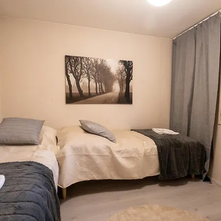 Riverside House Karvonranta * Ροβανιέμι